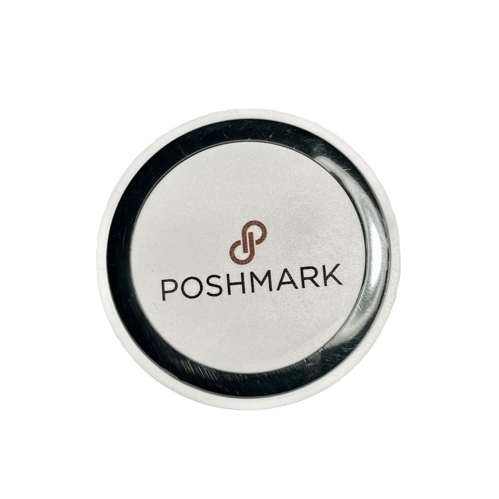 Poshmark Quake Wireless Charging Pad 5W White Qi Charger 7141-11BK with Cable